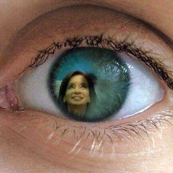 OJO CON CRISTINA