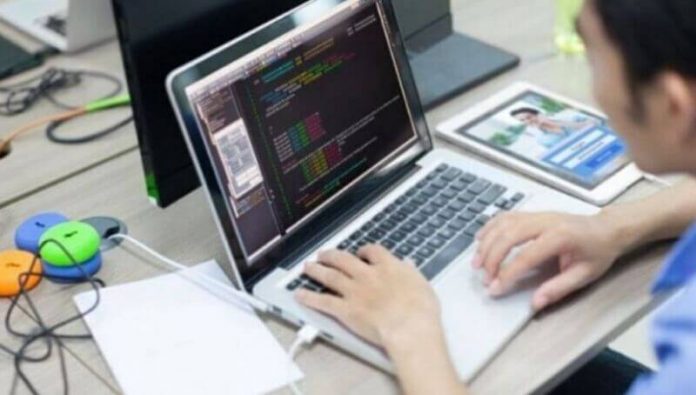 PROGRAMADORES