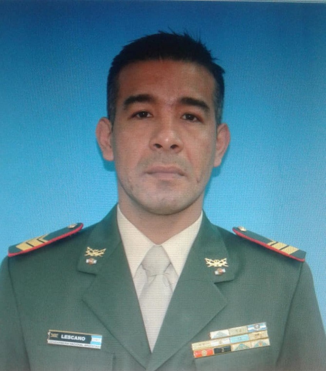 Carlos Lescano