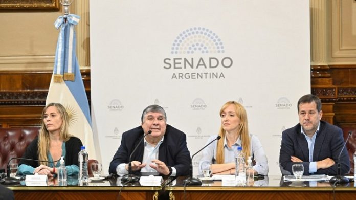 Senadores FdT