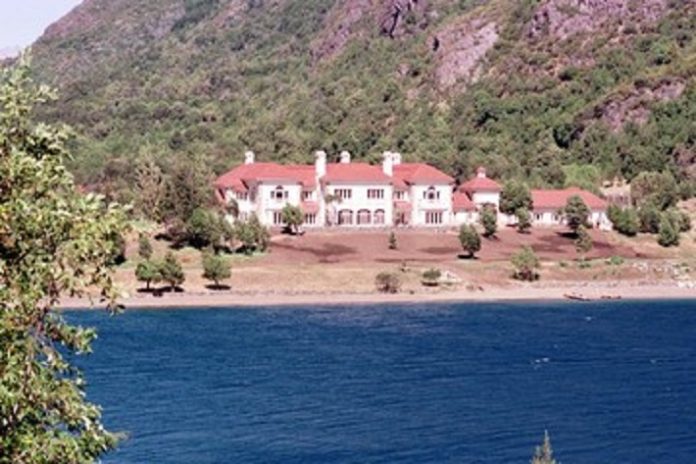 LAGO ESCONDIDO